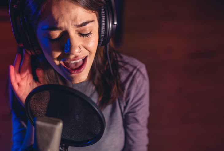 Do Online Voice Lessons Actually Work?